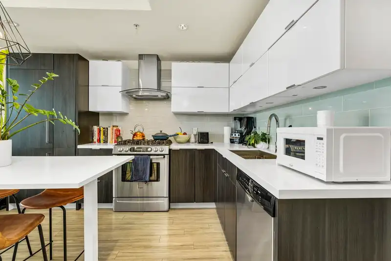 1604 1775 QUEBEC STREET - photo 3 of 24