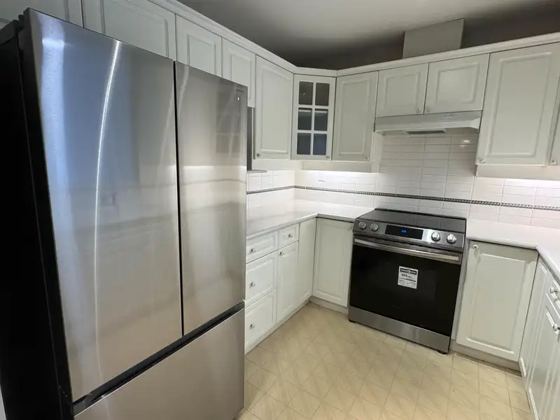 308 5835 E HAMPTON PLACE - photo 4 of 16
