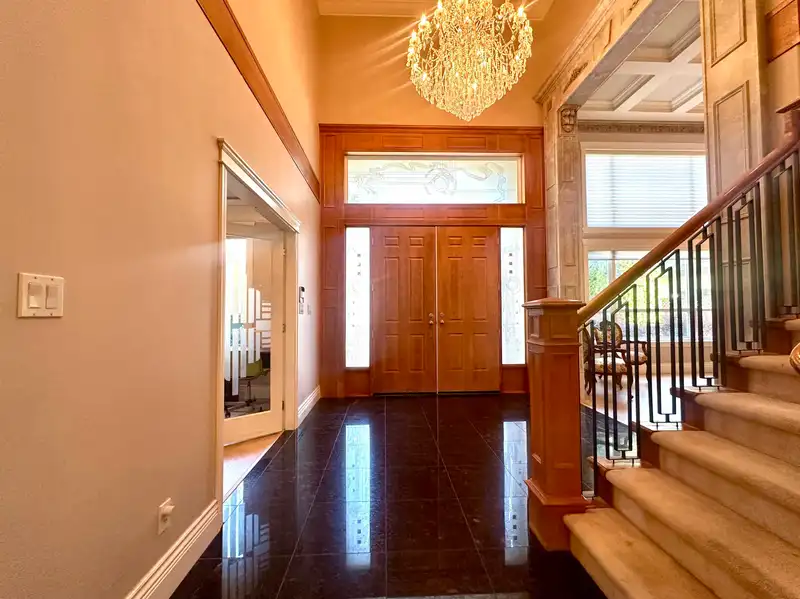 10051 DEAGLE ROAD - photo 4 of 40