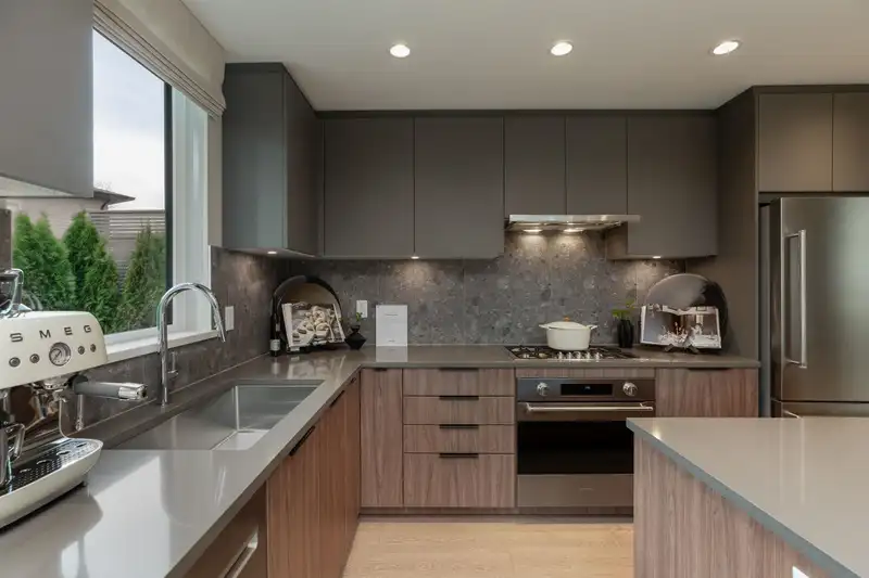 609 3128 JAGO WAY - photo 2 of 8