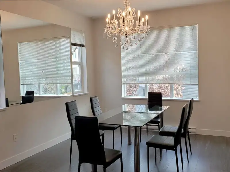 23 9566 TOMICKI AVENUE - photo 4 of 20