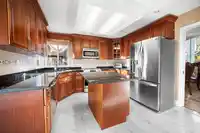 2622 SANDSTONE CRESCENT - thumbnail 15