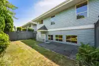 22 5216 201A STREET - thumbnail 10