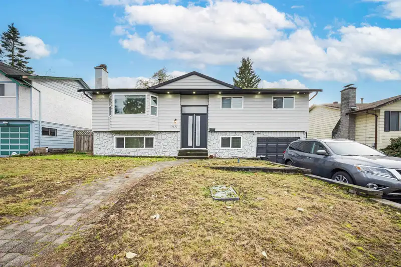 11132 PATRICIA DRIVE - photo 2 of 32
