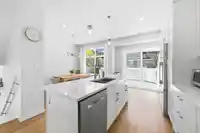 25 6888 ROBSON DRIVE - thumbnail 13
