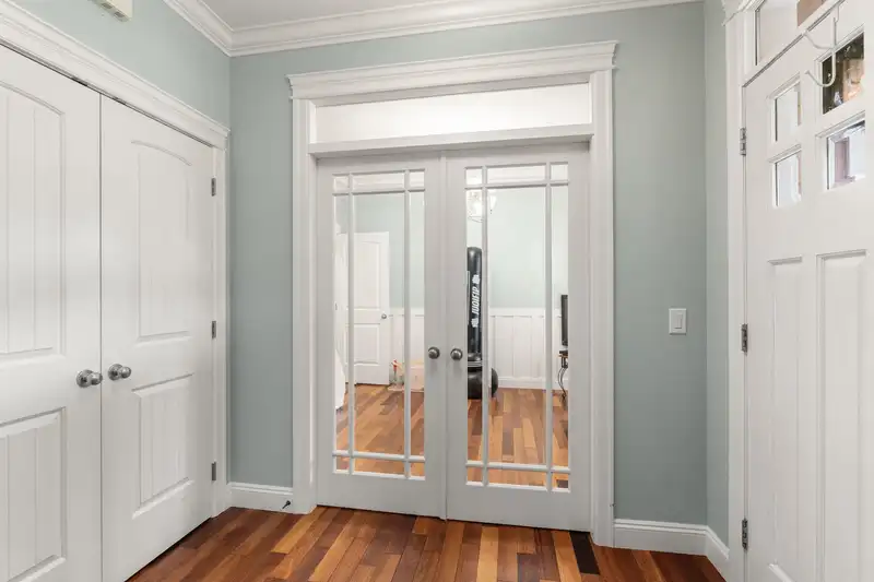 20752 GRADE CRESCENT - photo 3 of 40
