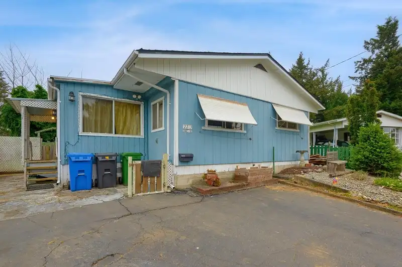 2213 CRYSTAL COURT - photo 1 of 23