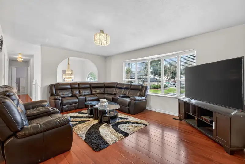 8927 146A STREET - photo 2 of 24