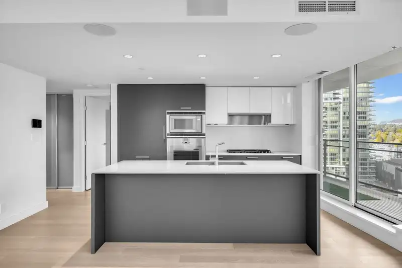 1202 1499 W PENDER STREET - photo 3 of 33