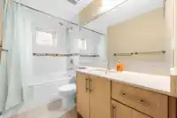 121 3888 NORFOLK STREET - thumbnail 13