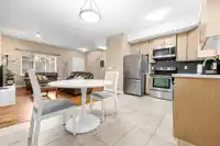 121 3888 NORFOLK STREET - thumbnail 9