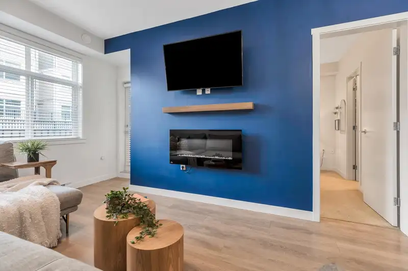 102 5415 BRYDON CRESCENT - photo 4 of 37