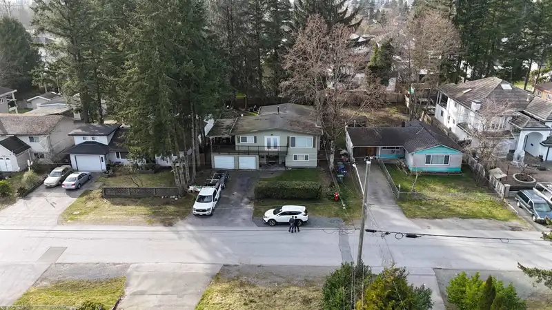 10677 142 STREET - photo 1 of 1