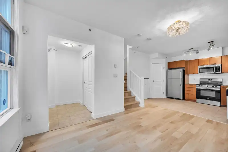 1468 CEDAR COTTAGE MEWS - photo 3 of 29