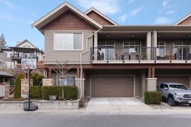 118 3467 GISLASON AVENUE - photo 2 of 40