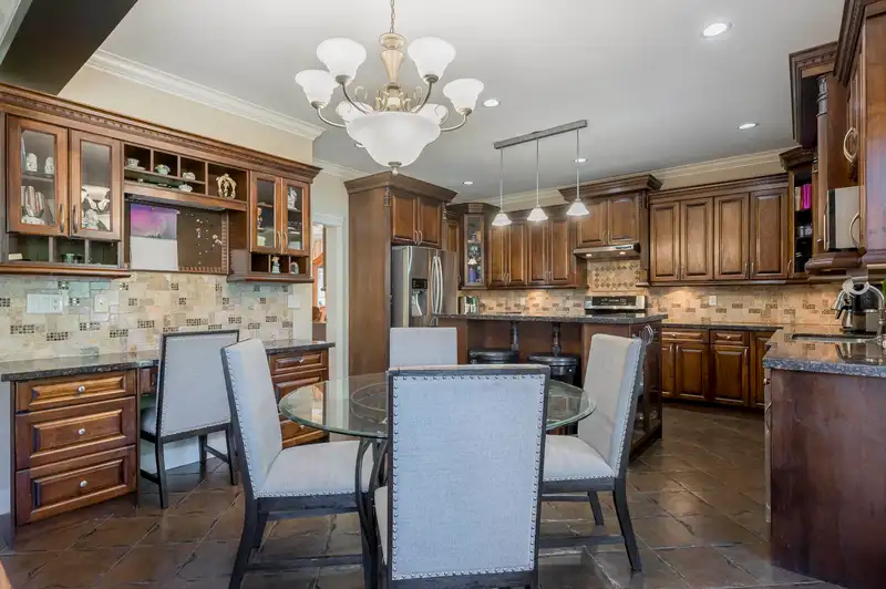 21179 83A AVENUE - photo 4 of 40