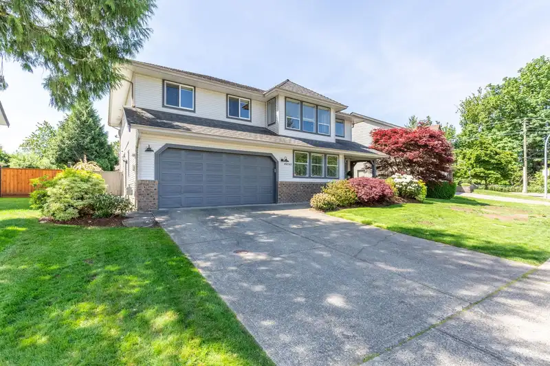 35242 CORBETT PLACE - photo 3 of 40