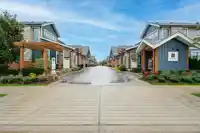 22 4750 228TH STREET - thumbnail 1