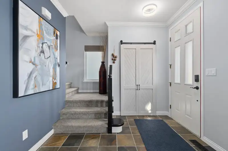 5723 148B STREET STREET - photo 4 of 40