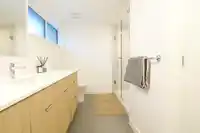202 381 CLAYTON STREET - thumbnail 17