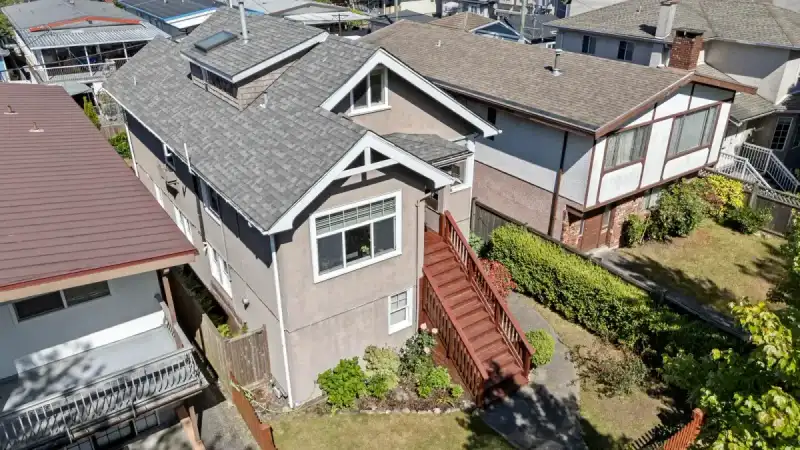 5743 ST. MARGARETS STREET - photo 1 of 37