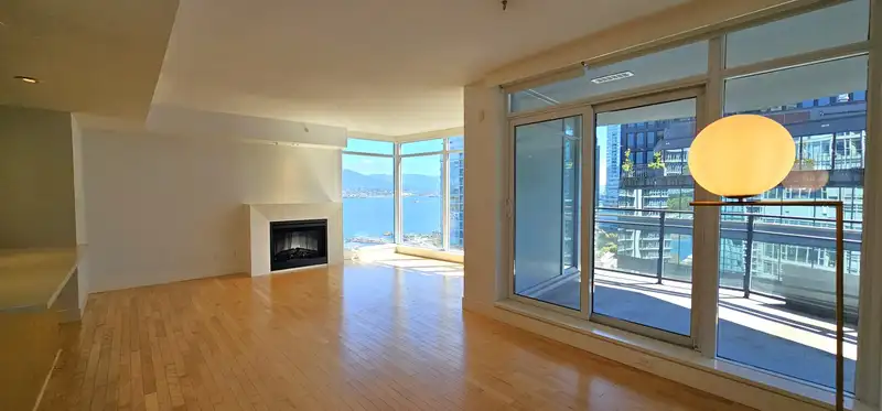 1904 1205 W HASTINGS STREET - photo 2 of 35