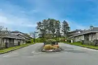 117 1140 CASTLE CRESCENT - thumbnail 35
