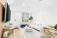 153 2230 E 1ST AVENUE - thumbnail 3