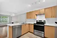 105 14859 100 AVENUE - thumbnail 13