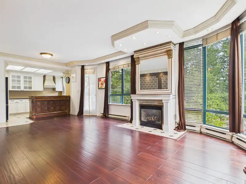 301 4603 HAZEL STREET - photo 2 of 28