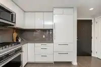 2207 3093 WINDSOR GATE - thumbnail 12