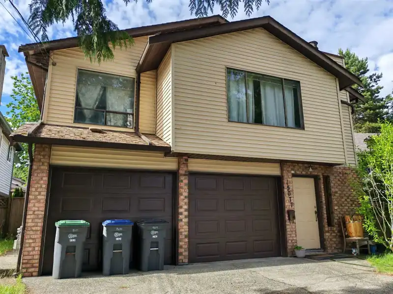 15077 98 AVENUE - photo 1 of 12