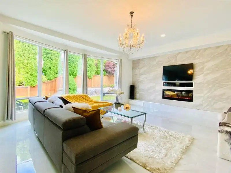 24 BALSAM PLACE - photo 1 of 40