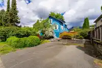 264 W QUEENS ROAD - thumbnail 6