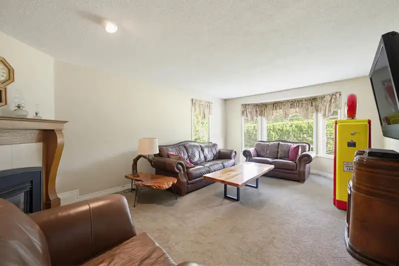 22724 76B CRESCENT - photo 3 of 30
