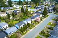 32763 BADGER AVENUE - thumbnail 4