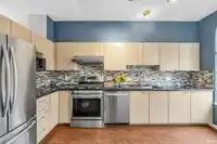 88 3711 ROBSON COURT - thumbnail 4