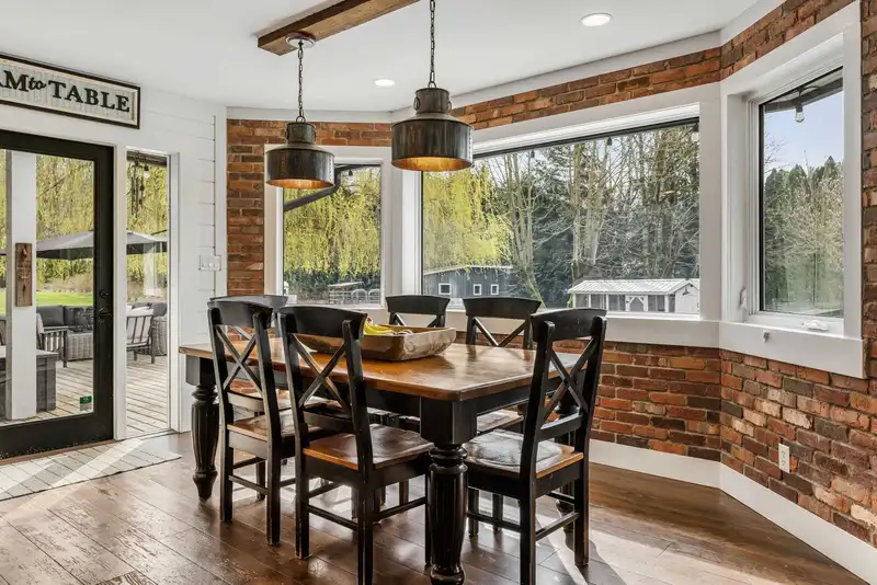 2284 ASHTON ROAD - photo 4 of 40