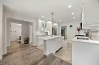 16 3471 REGINA AVENUE - thumbnail 3