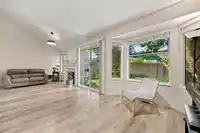 16 3471 REGINA AVENUE - thumbnail 10