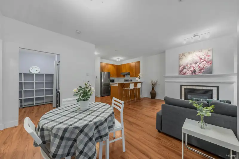 1305 4655 VALLEY DRIVE - photo 4 of 25