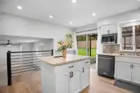 2228 GUILFORD DRIVE - thumbnail 12
