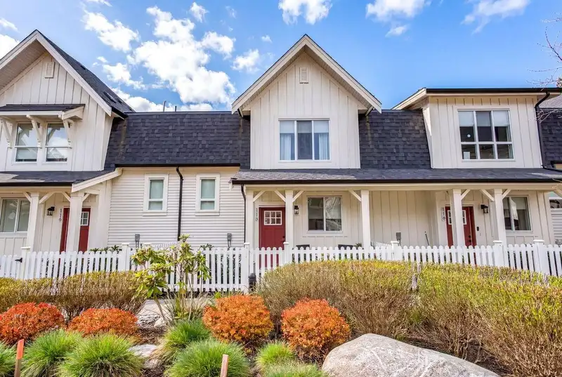 115 24951 112 AVENUE - photo 2 of 33