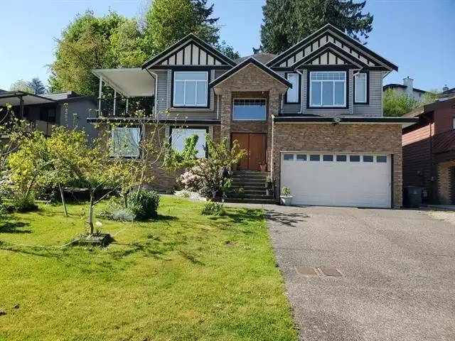 9983 117 STREET - photo 1 of 13