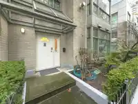 930 RICHARDS STREET - thumbnail 2