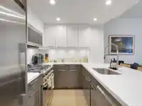 930 RICHARDS STREET - thumbnail 8