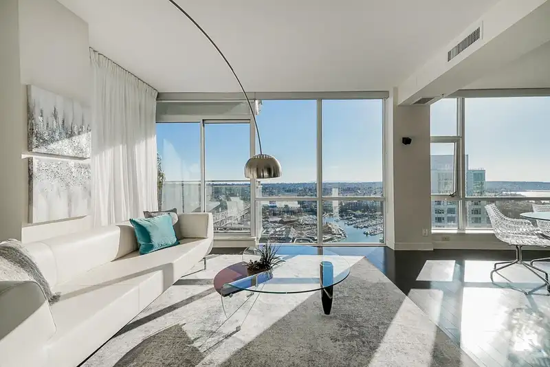 2703 1455 HOWE STREET - photo 1 of 32