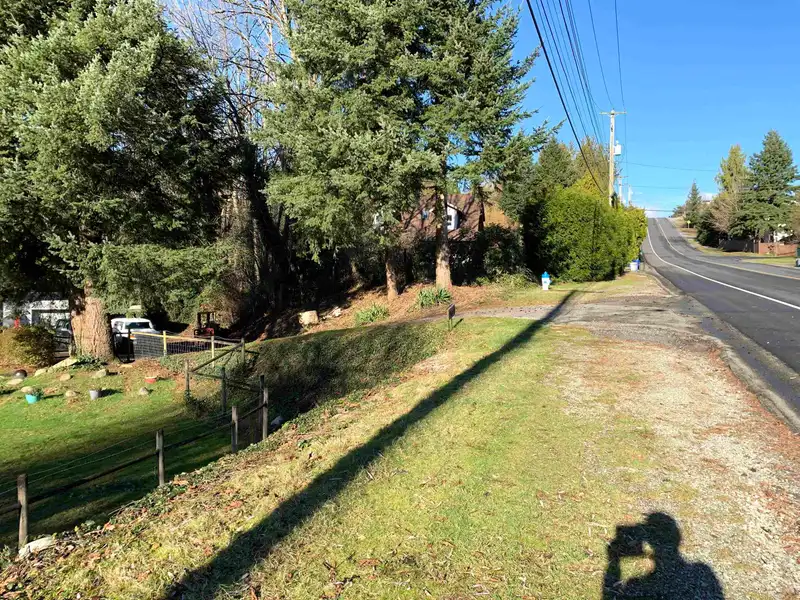 7649 HORNE STREET - photo 3 of 30