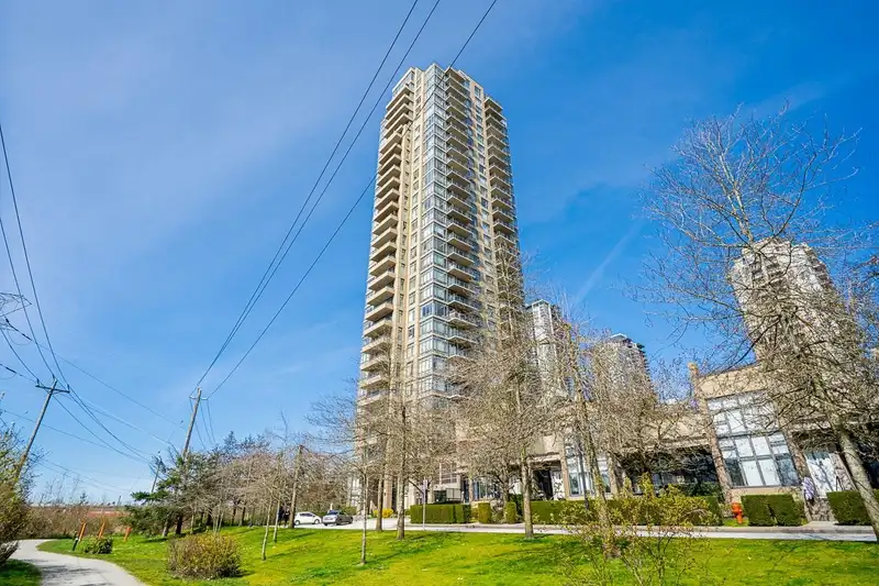 905 2345 MADISON AVENUE - photo 1 of 38