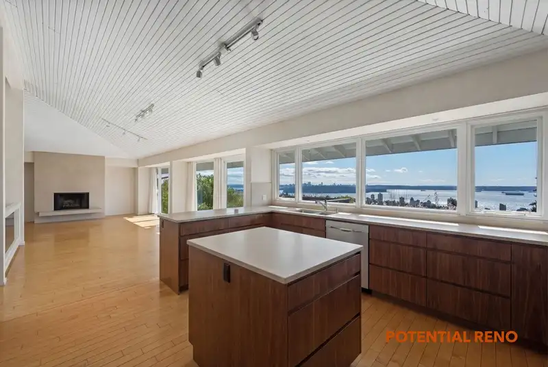 2220 QUEENS AVENUE - photo 2 of 40